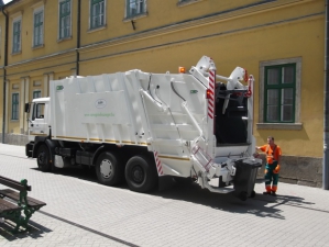 Megújul a Városgondozás Eger Kft. járműparkja (2013.06.28)_3